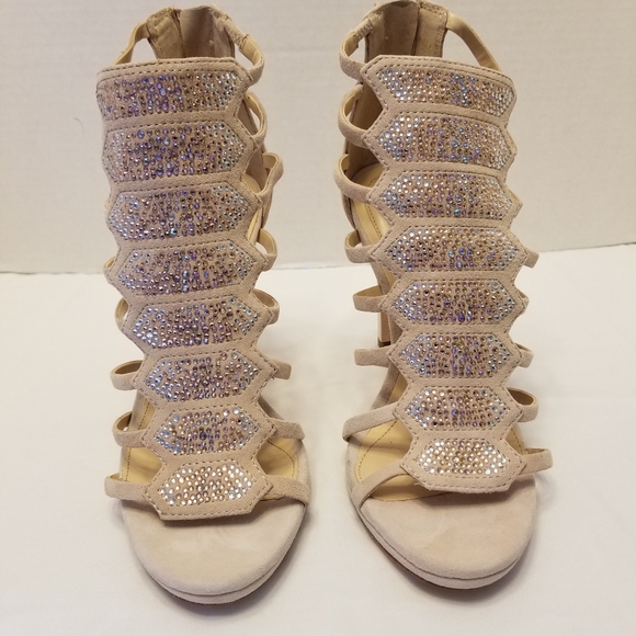 Vince Camuto Shoes - NEW with TAGS Size 6m. 4in heel Imagine Vince Camuto Orginal $150